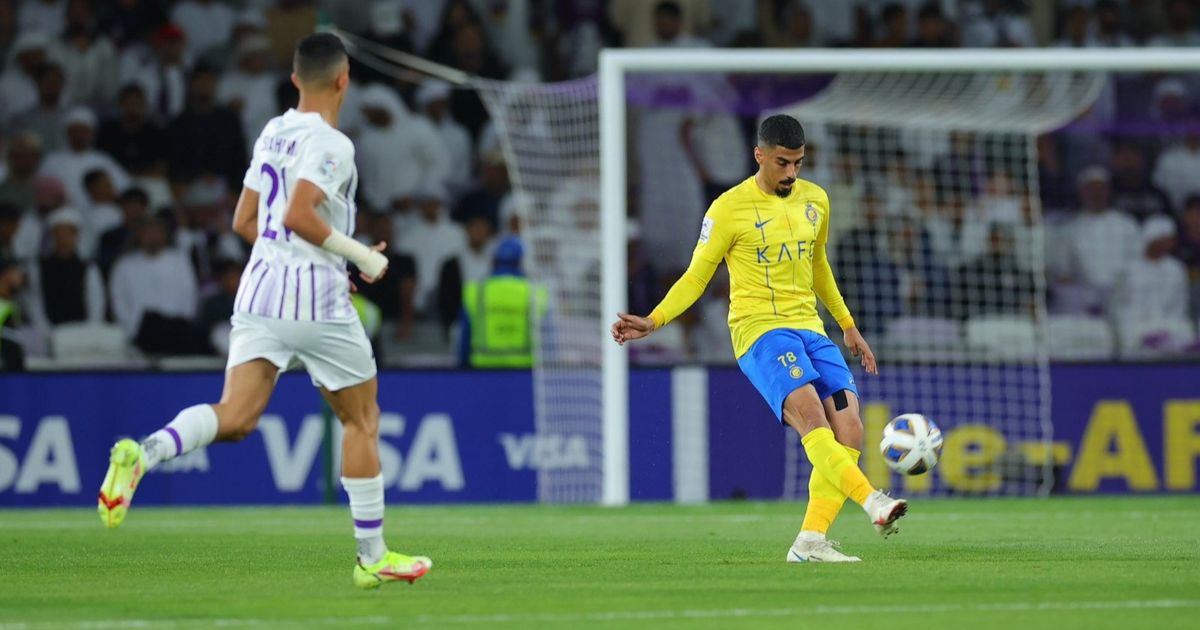 المشكلة انتهت.. الهلال يتوصل لحل وسط مع النصر لضم لاجامي