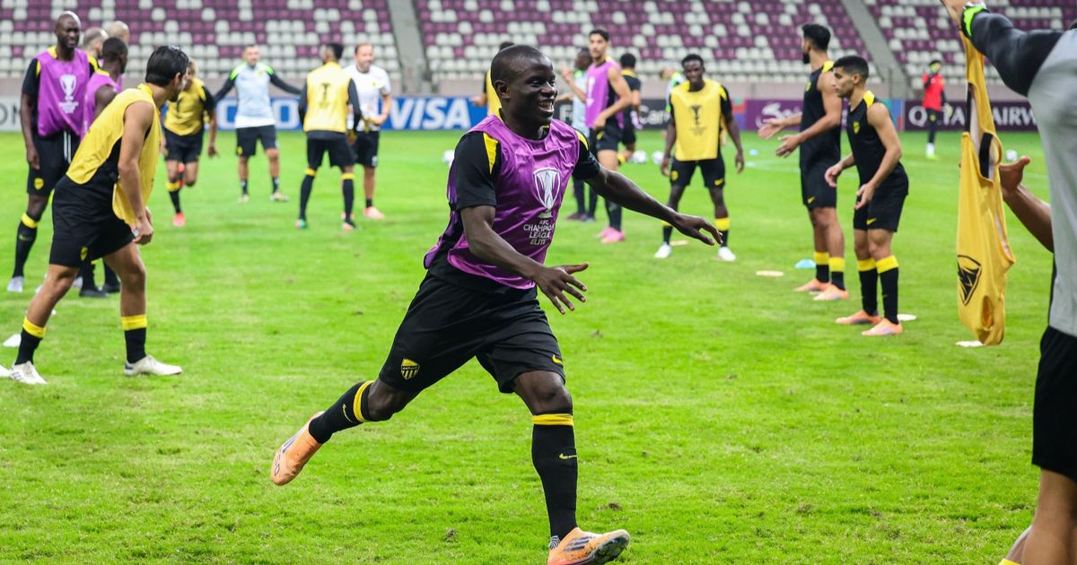 رغم تمسك الاتحاد.. هل ينتقل كانتي إلى فنربخشة في غضون أيام؟