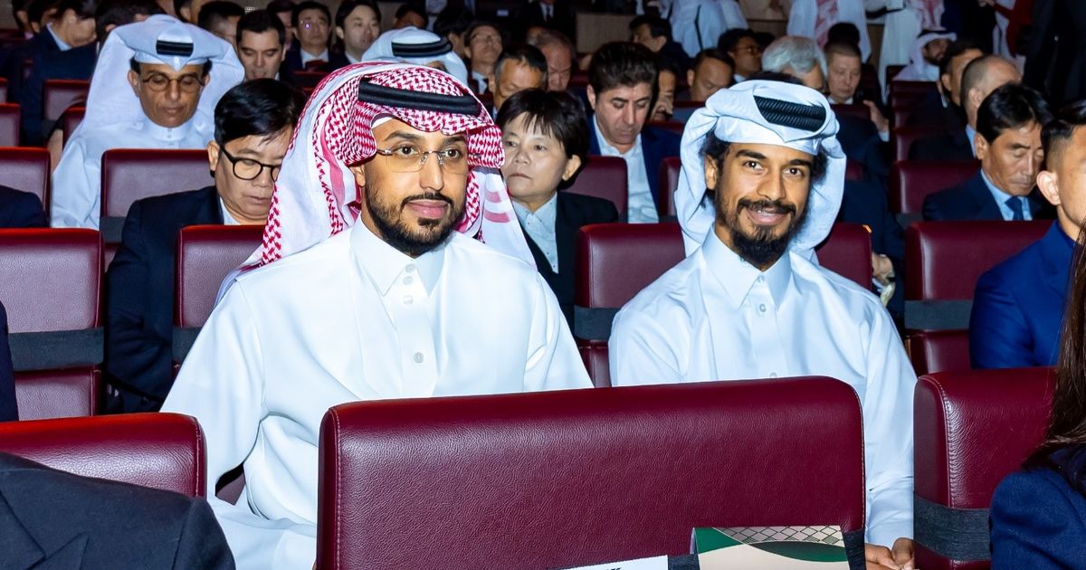أكرم عفيف يوجه رسالة للدوسري ويعترف بتصرف مثير للجدل أمام الإمارات. للتفاصيل 