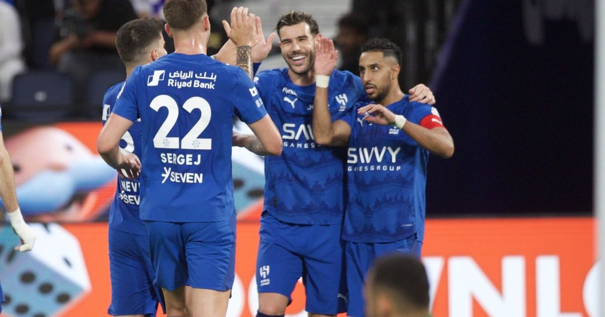 شاهد.. الهلال يُواصل الضغط على النصر بفوز "صغير" على ضمك