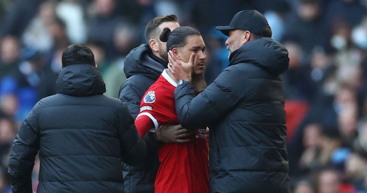 ليفربول يدرس عروض السعودية لمهاجمه المنبوذ من أجل أوسيمين