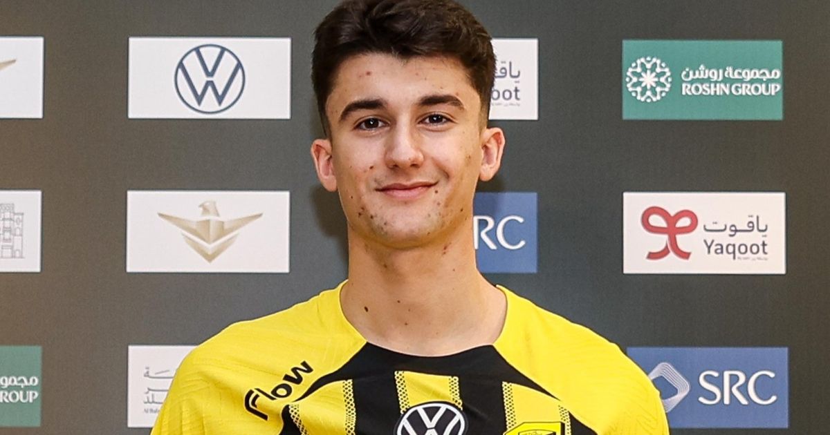 بعد صفقة أوناي.. الاتحاد السعودي يراقب مواهب جديدة من برشلونة