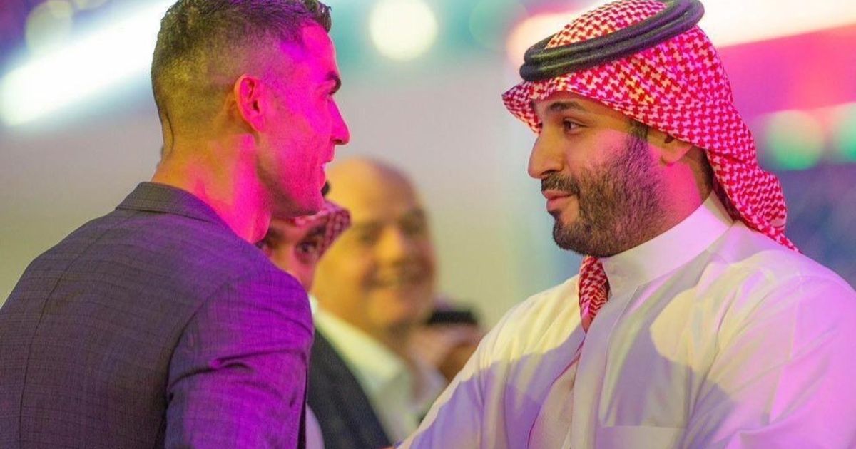 ولي العهد السعودي ورونالدو يتوّجان "فالكونز" أبطال العالم للرياضات الإلكترونية