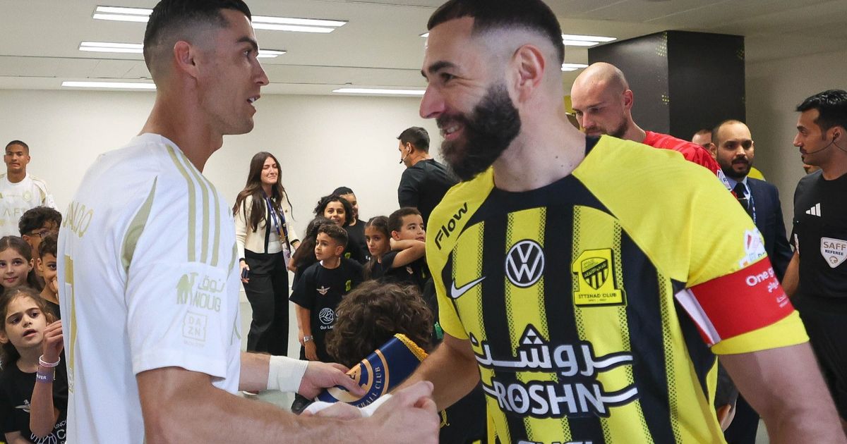 رونالدو وبنزيما والدوسري مرشحين لجائزة أفضل لاعب بالدوري السعودي