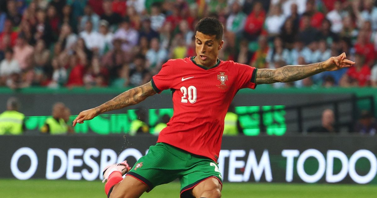 "اتفاق شفهي" بين الهلال ومانشستر سيتي لضمّ جواو كانسيلو