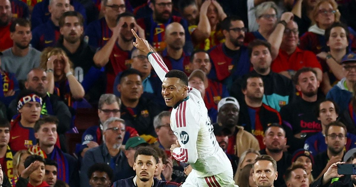 كابوس "كامب نو".. مبابي يكرر رقماً تاريخياً غاب 75 عاماً عن الكلاسيكو