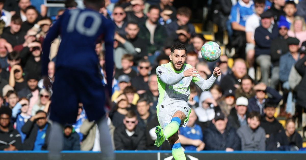 غوارديولا يرسم الطريق لريان شرقي حتى يصبح لاعباً استثنائياً