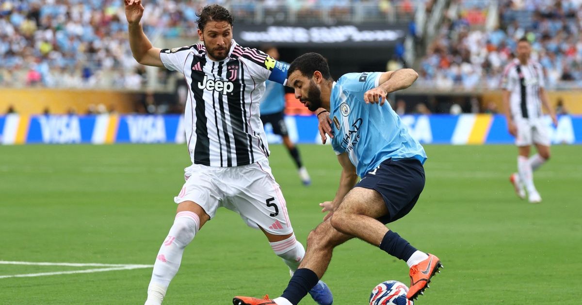 التشكيلة المثالية للعرب بمونديال الأندية.. 3 من الهلال و3 من الأهلي