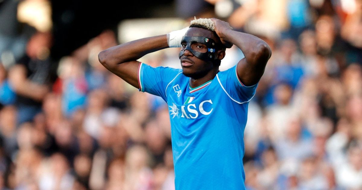 في ظل مراوغة الهلال.. نابولي يضطر لقيد أوسيمين وينذره برسالة