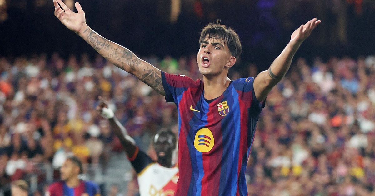 ليفربول ينوي خطف بيرنال من برشلونة في 2027