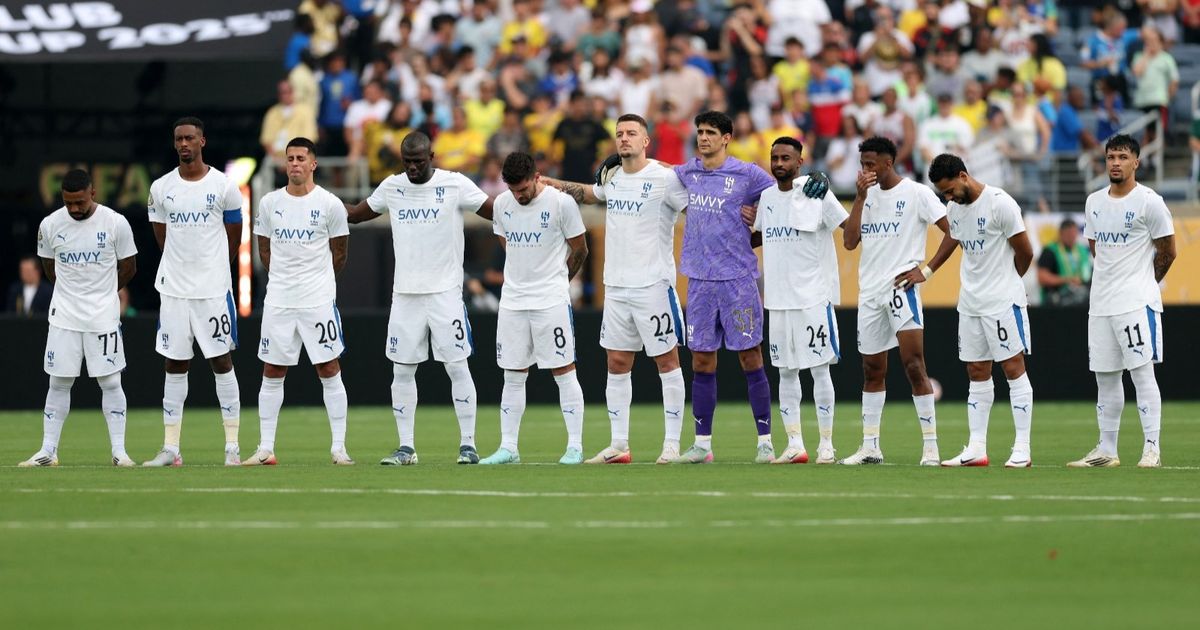 دموع نيفيز وكانسيلو تنهمر حزناً على جوتا قبل لقاء الهلال وفلومينينسي