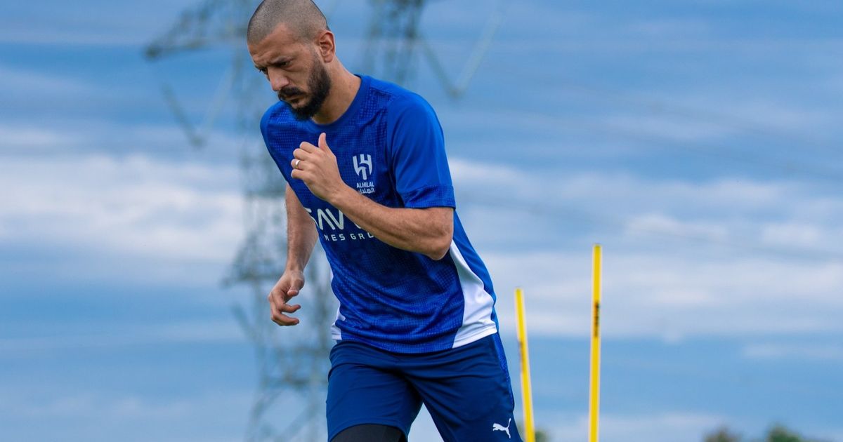 الهلال ينفصل رسمياً عن لاعب الوسط عبد الإله المالكي بالتراضي