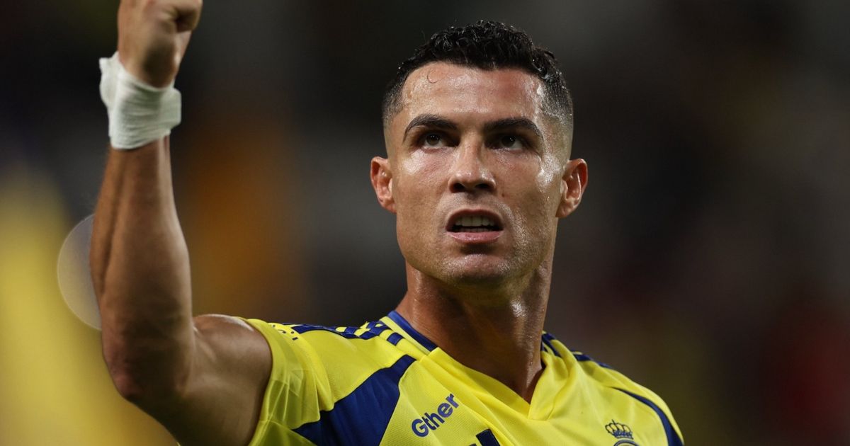 رونالدو يطلب المساعدة في البحث عن مشجع النصر "الباكي"