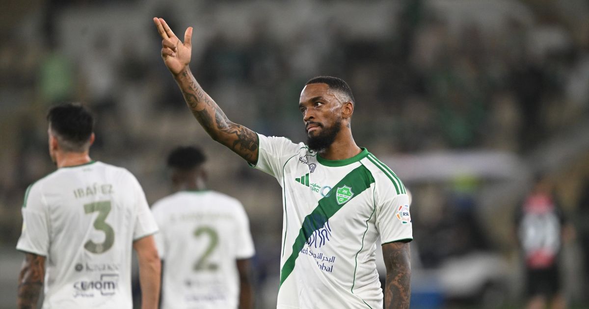 شاهد… الأهلي يُعاقب النجمة بهاتريك إيفان توني ويُواصل مطاردة الهلال