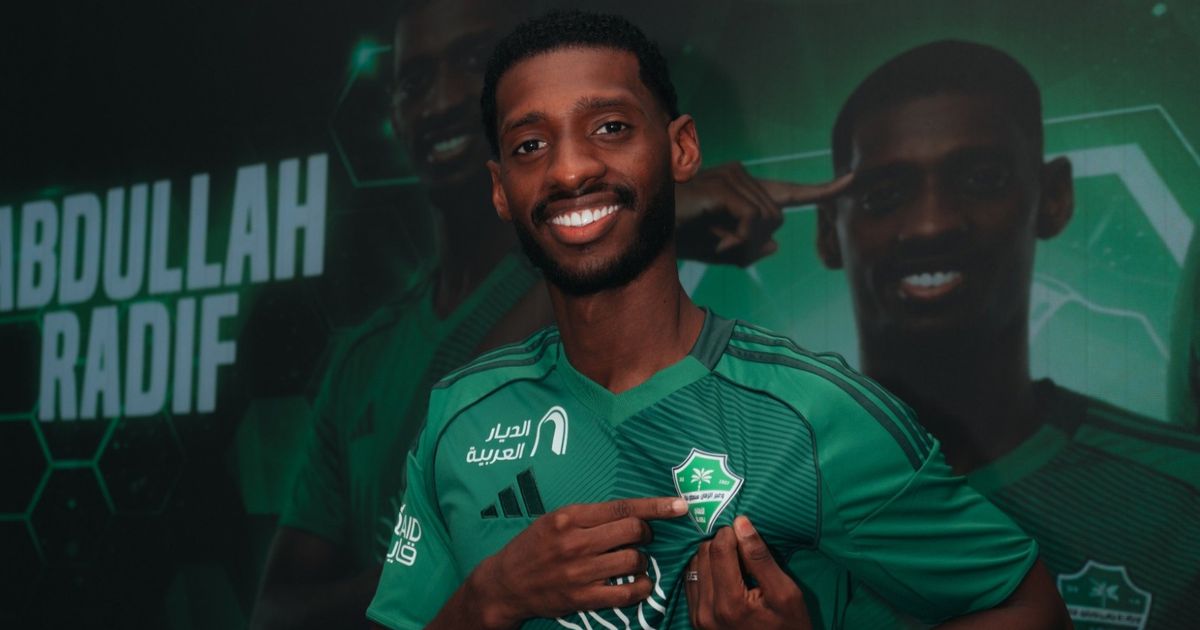 خريج أكاديمية الهلال.. الأهلي يضم عبد الله رديف حتى 2030
