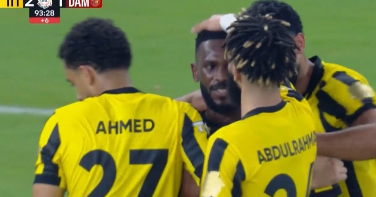 ملخص وأهداف مباراة الاتحاد وضمك (2-1) بدوري روشن السعودي