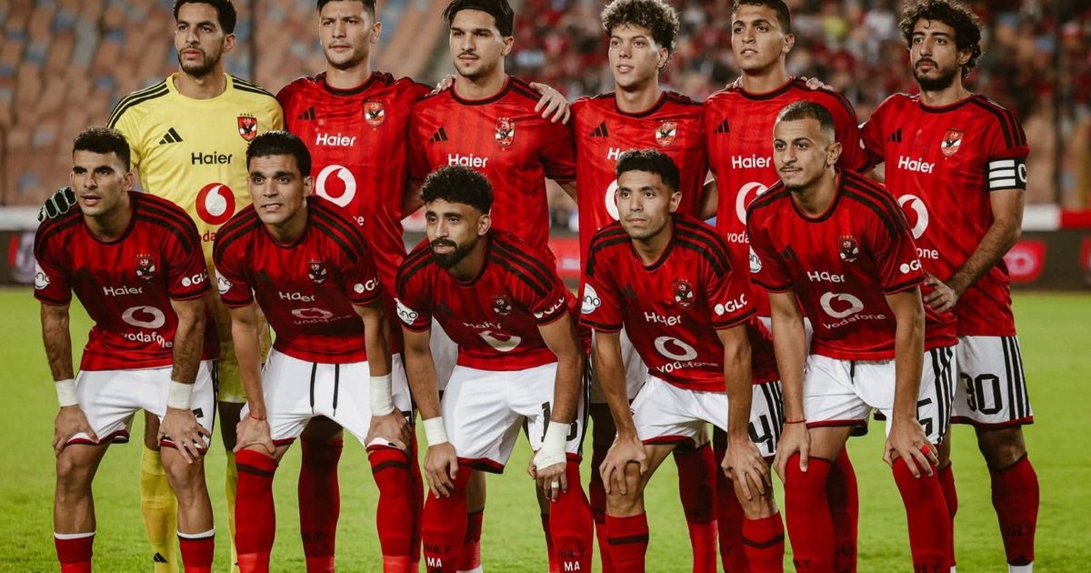 الأهلي المصري يقرر توقيع غرامة مالية مضاعفة على لاعبيه