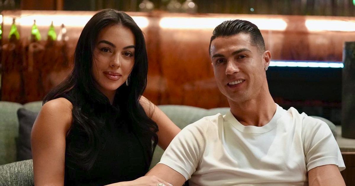 لماذا تخلّى كريستيانو رونالدو وجورجينا عن "قصر الأحلام" في البرتغال؟