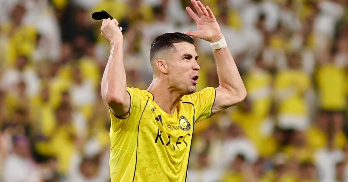 شاهد.. صدمة كريستيانو رونالدو بعد خطأ بينتو الكارثي وتأجيل التتويج