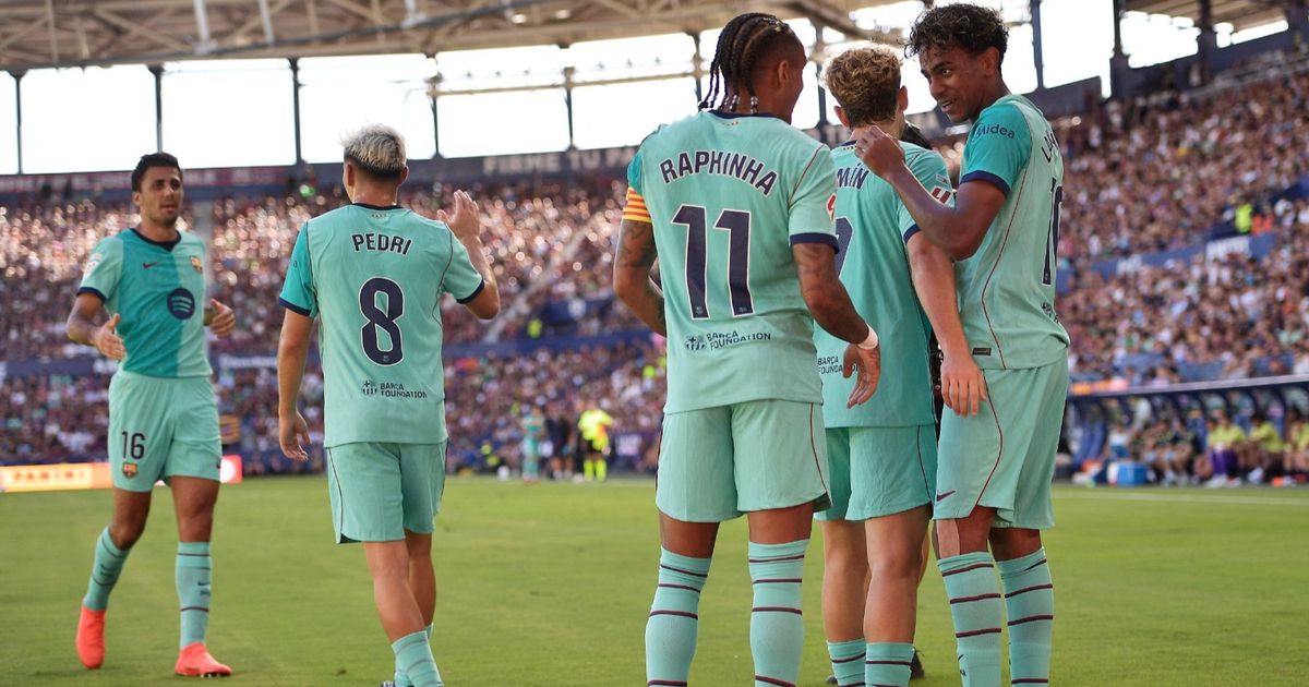 أرقام برشلونة مع يامال ورافينيا لم تتكرر منذ قرن