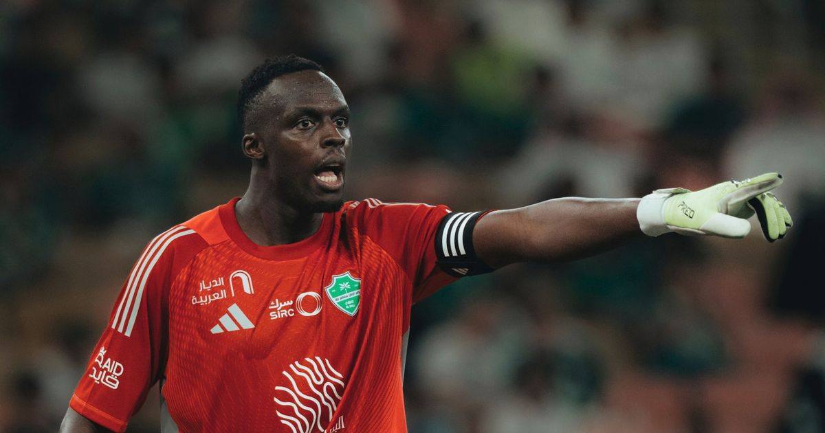 كينونيس ينال جائزة الحذاء الذهبي وميندي القفاز الذهبي بالدوري السعودي