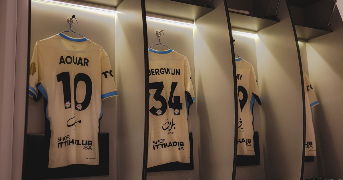 استبعاد مفاجئ في تشكيلة الاتحاد ضد الرياض بالدوري السعودي