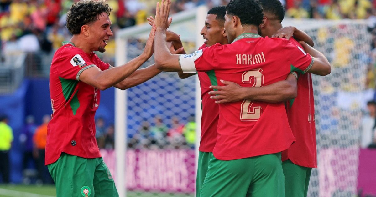 اللون الأحمر العربي يجتاح كأس العالم وفيفا يثير الجدل