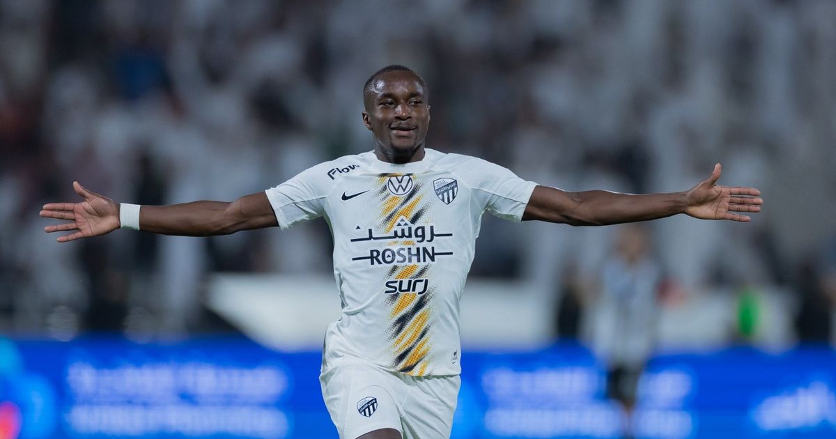 شاهد.. هدفان رائعان من ديابي يقودان الاتحاد لفوز مثير على الشباب