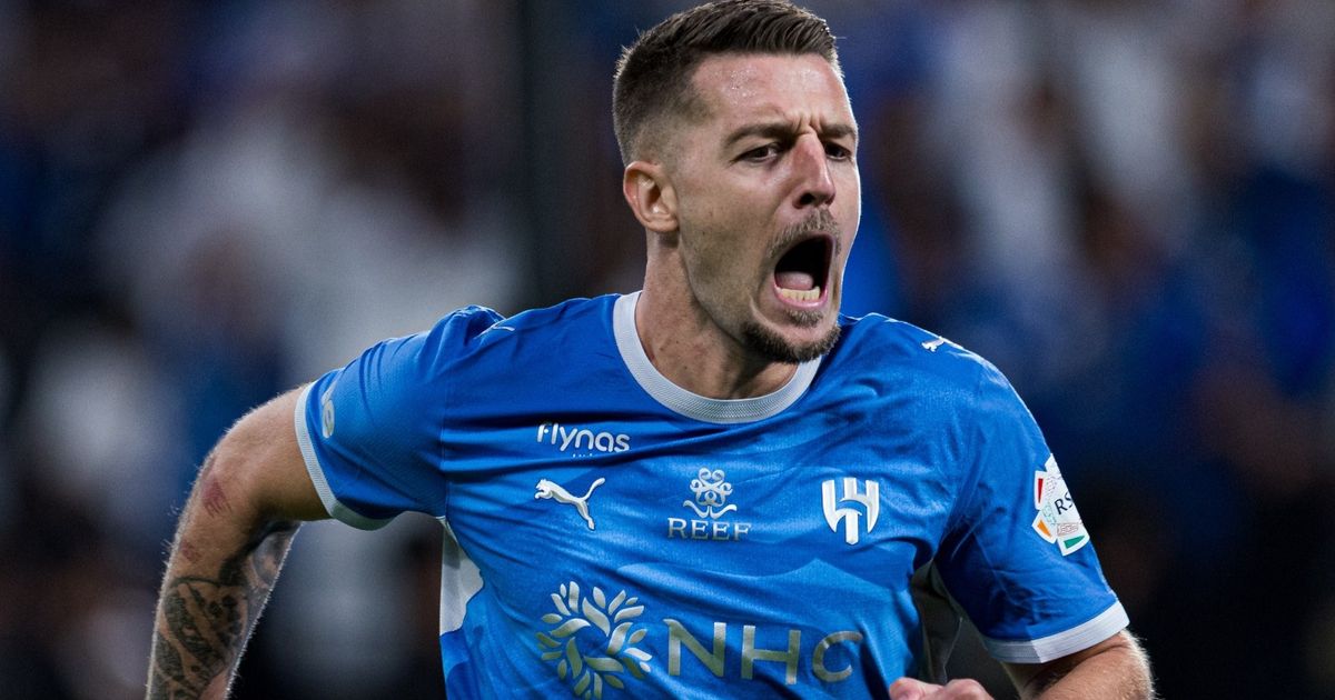 شاهد.. الهلال يتقدم على الأهلي بهدفي سافيتش وسامرفيل في الشوط الأول