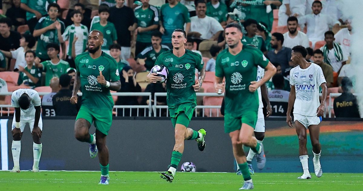 أرقام وإحصاءات قبل مباراة الحزم والأهلي في دوري روشن السعودي