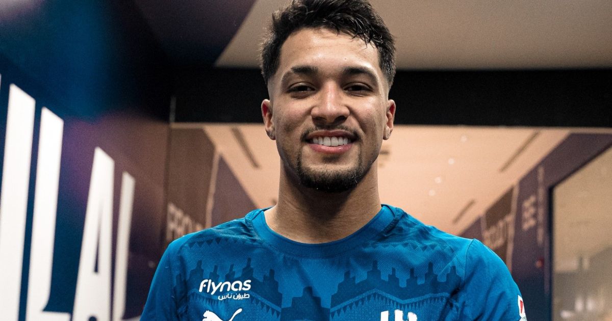 ليوناردو الأفضل وبونو الأسوأ من الهلال خلال الفوز على الأخدود بدوري روشن