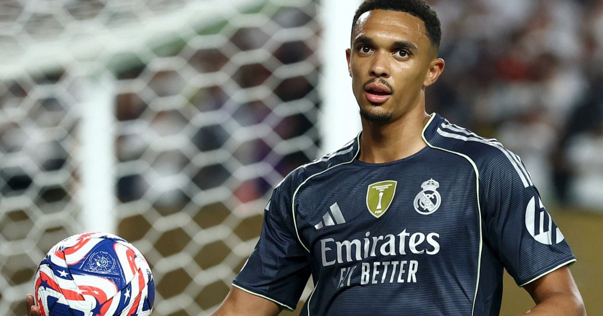 رغم البداية السيئة.. ريال مدريد "سعيد" بصفقة أرنولد
