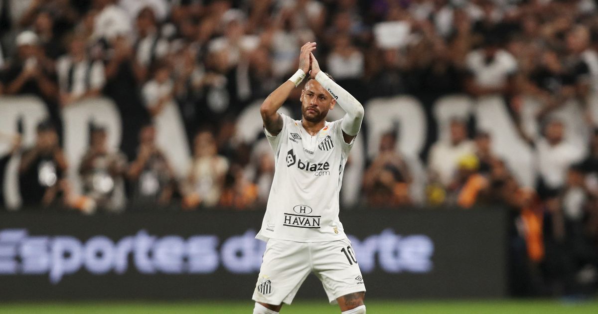 تعرّف على "الراتب المتواضع" لنيمار في سانتوس بعد رحيله عن الهلال