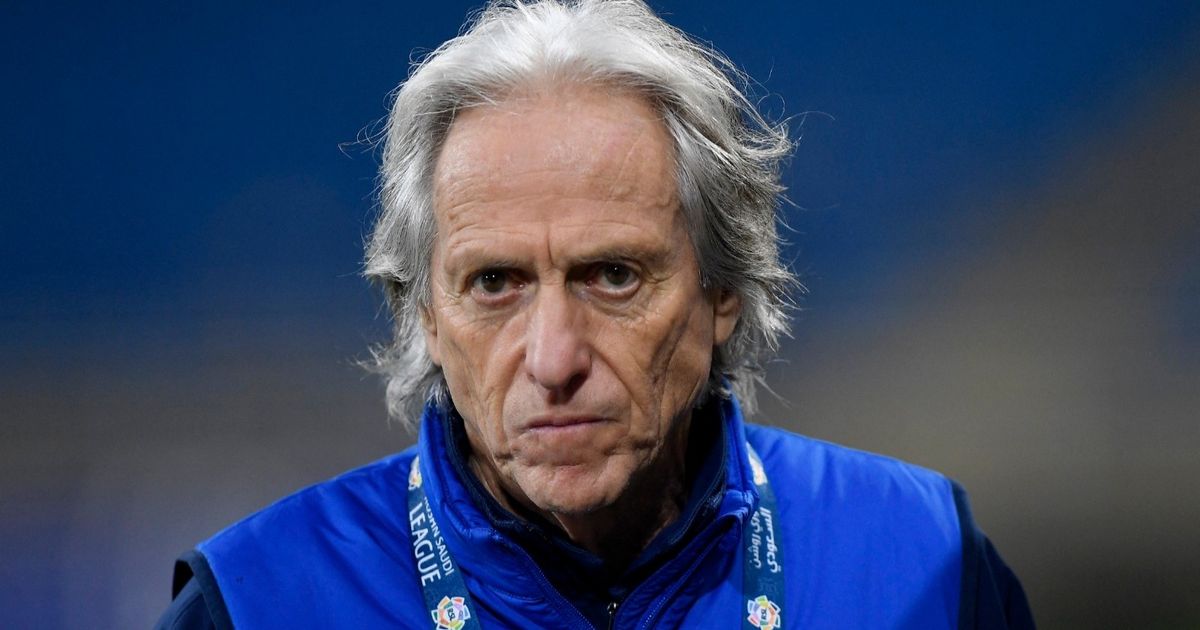 "رحلة لا تُنسى".. جيسوس يوجه رسالة وداعية مؤثرة لجمهور الهلال