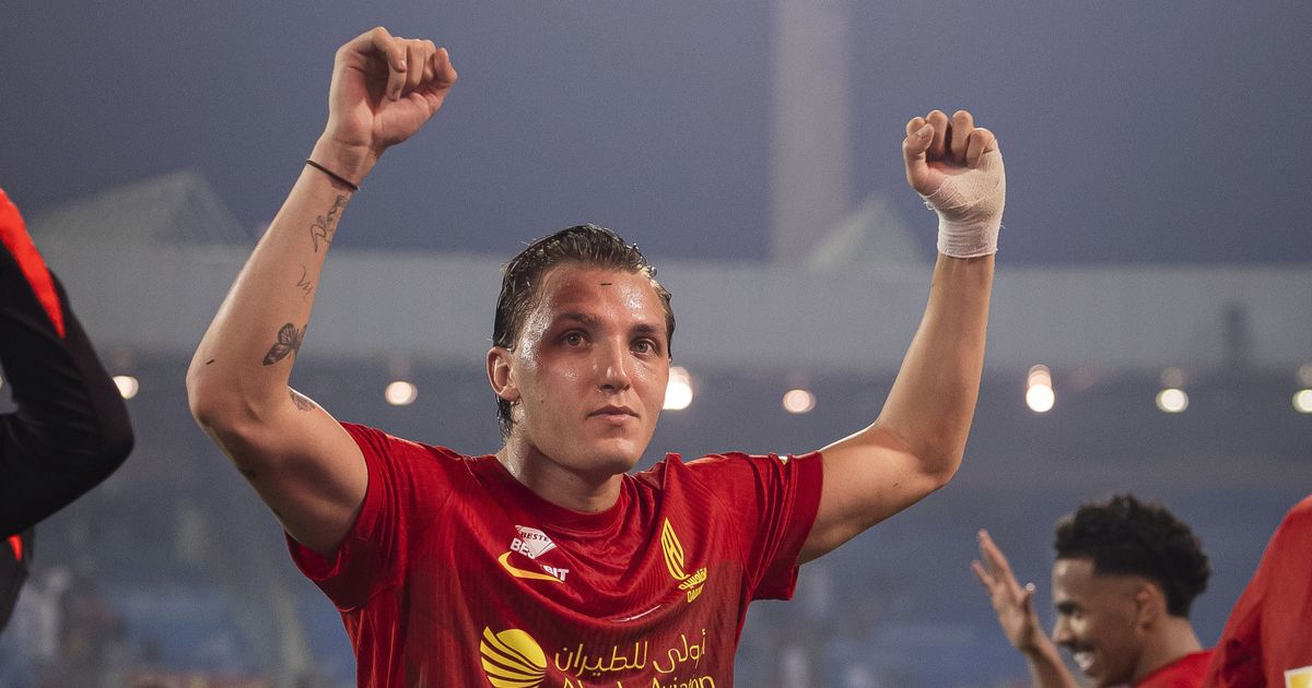 ماتيو ريتيغي "يرغب بالعودة" إلى الدوري الإيطالي ويتواصل مع يوفنتوس