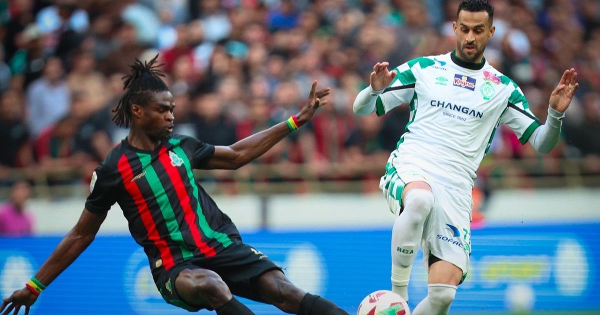 الجيش الملكي يحسم الكلاسيكو ويُزيح الرجاء من وصافة الدوري المغربي