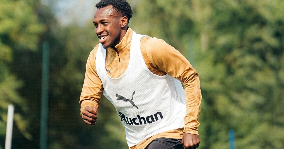 بغياب سعود عبد الحميد.. لانس يحقق فوزه الأول في الدوري الفرنسي