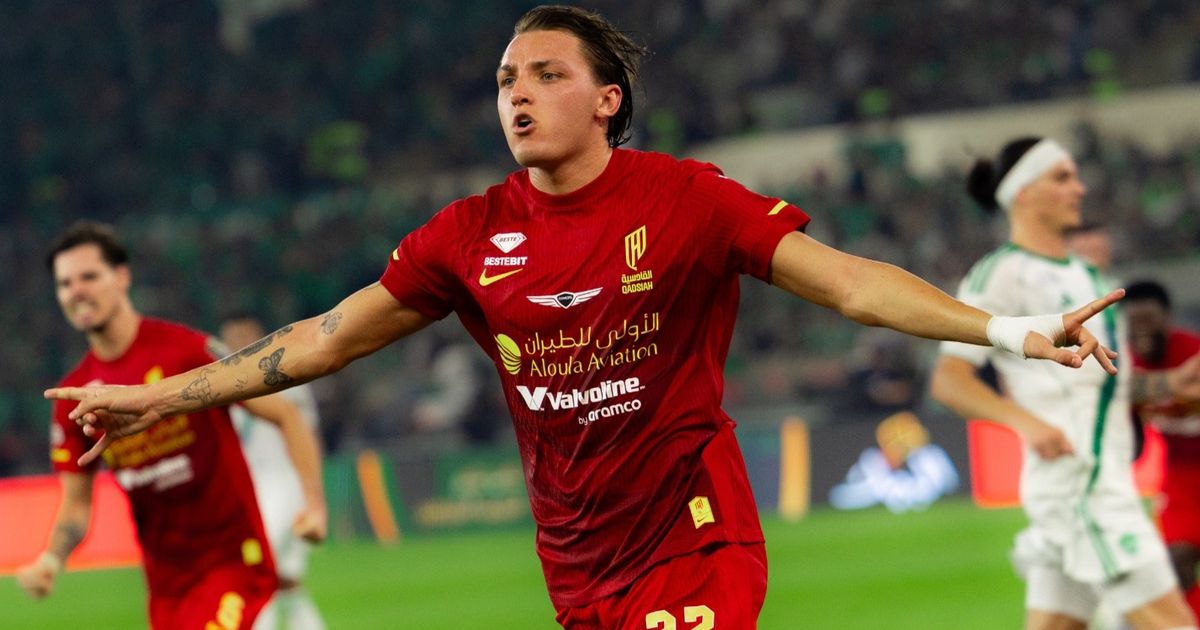 مدرب ليفربول السابق على أعتاب قيادة القادسية السعودي