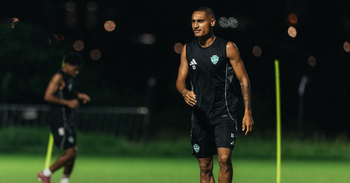 تشكيلة الأهلي المتوقعة ضد القادسية بالسوبر السعودي.. هل يلعب ميلوت؟