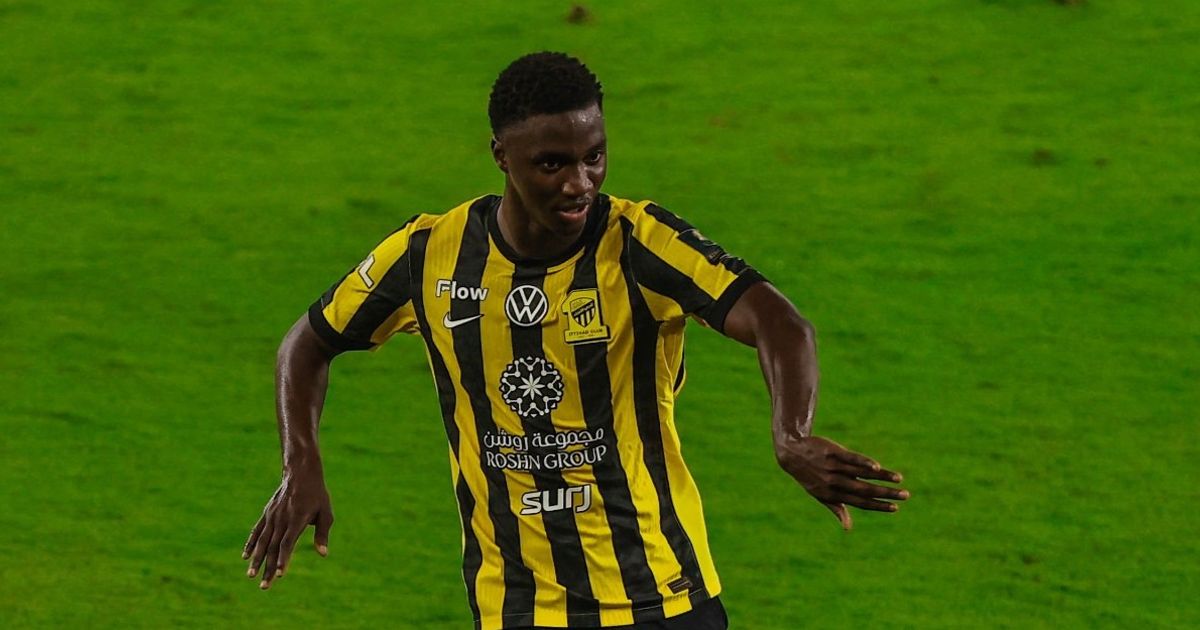 لاعب الاتحاد السعودي محمدو دومبيا يخضع لجراحة في الرباط الصليبي