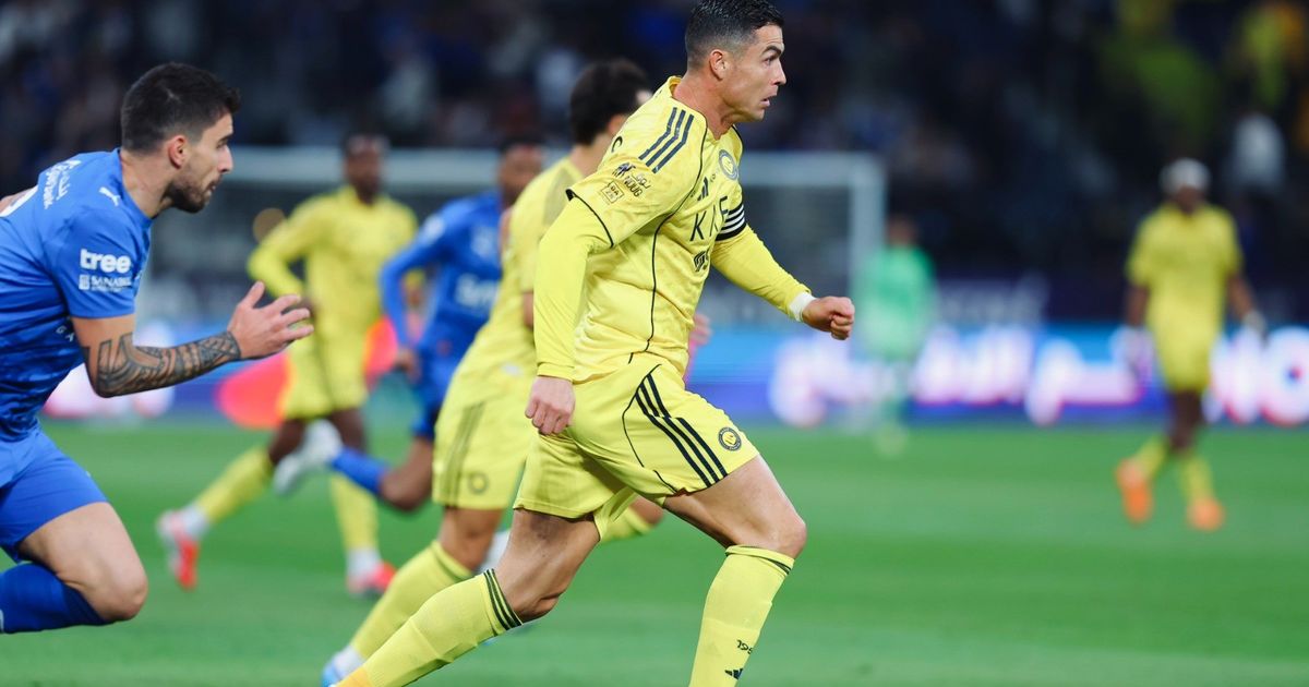 بسبب "كرة السلة".. هل يمتد خلاف كريستيانو رونالدو وروبن نيفيز لمنتخب البرتغال؟