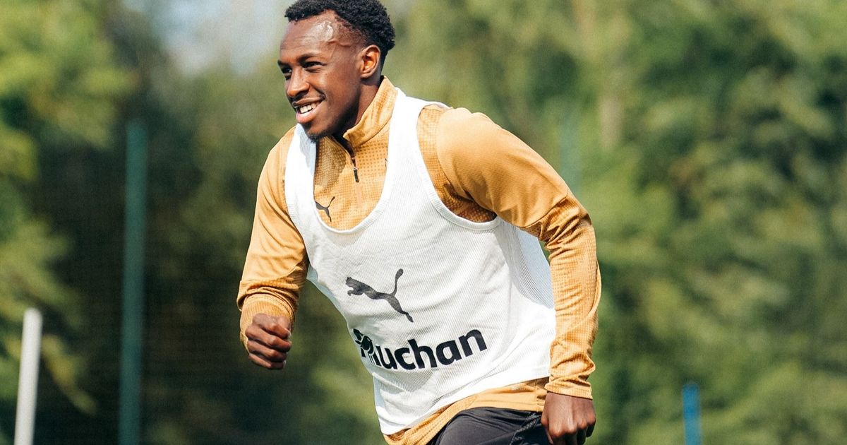 شاهد.. كل ما قدمه سعود عبد الحميد في ظهوره الأول مع لانس