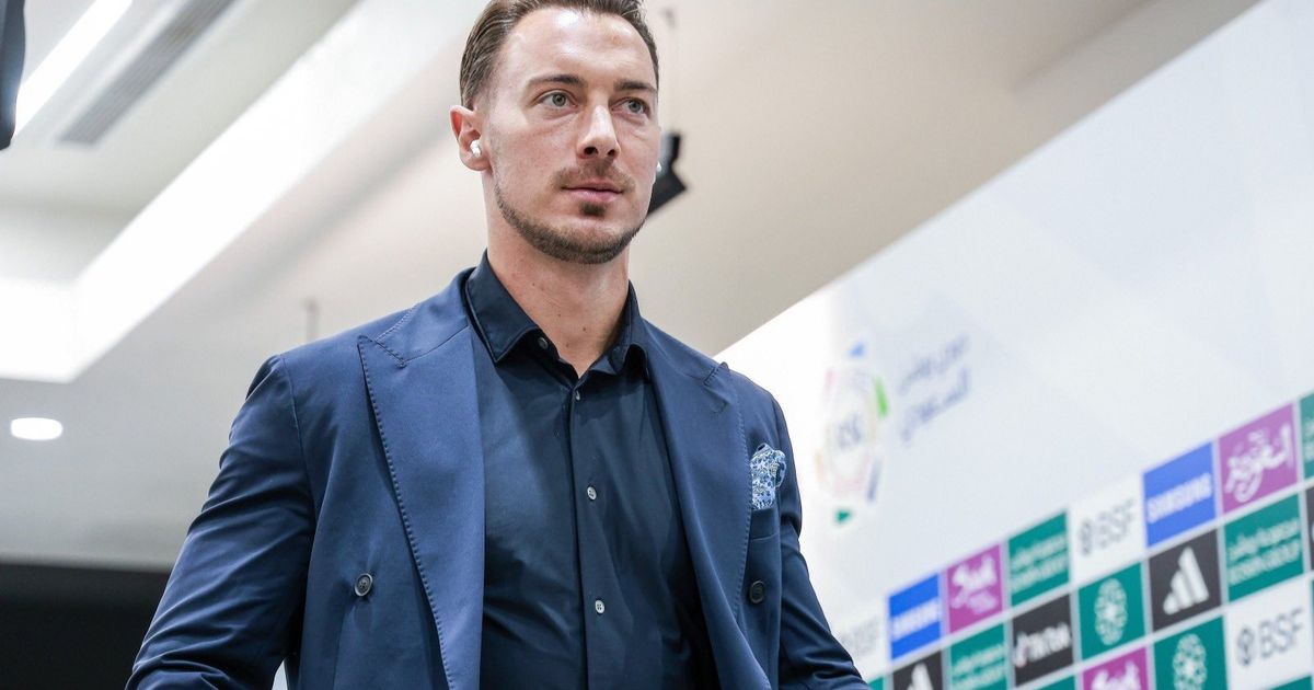 لايبزيغ قد يريح الأهلي السعودي ويتعاقد مع المدرب يايسله