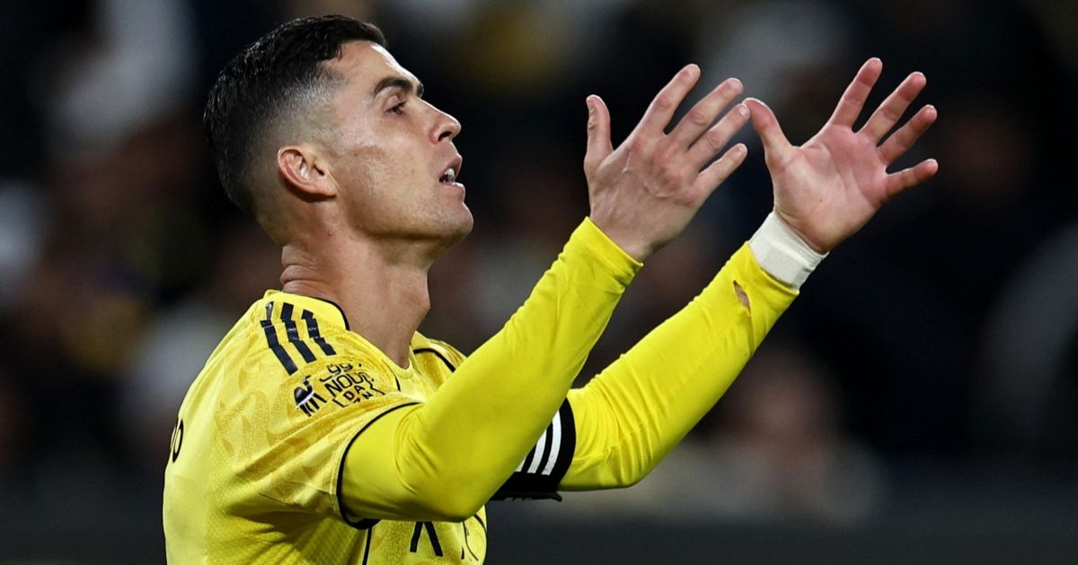 غياب نجوم النصر.. كريم بنزيما يقود تشكيلة الجولة 14 من الدوري السعودي