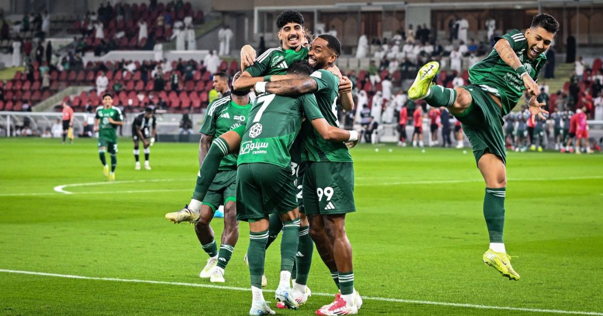 شاهد.. الأهلي ينجو من ريمونتادا الشباب ويعزز مركزه الخامس