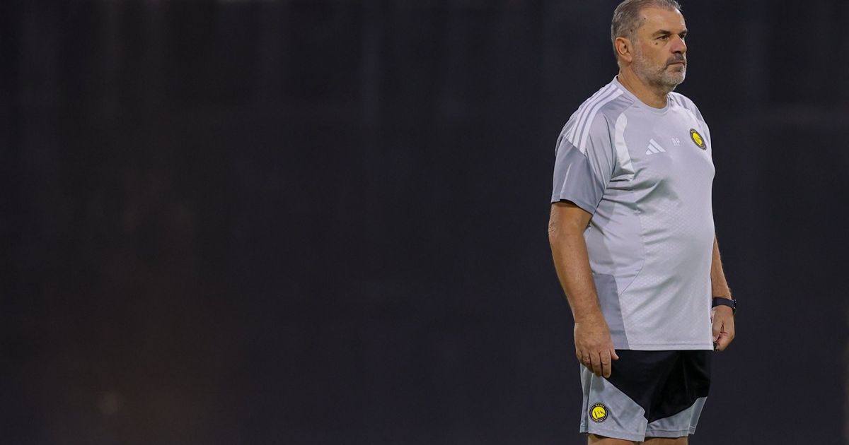 مراسلان فقط.. بوستيكوغلو يلخص لقاء النصر ونيوم في "3 دقائق"
