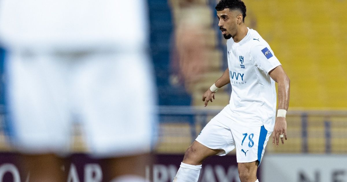 ما طبيعة إصابة علي لاجامي مدافع الهلال ومدة علاجه؟