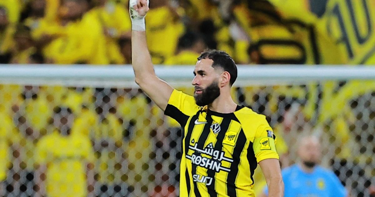 الشوط الأول.. الاتحاد يتقدم بهدفين والقادسية يرفض الاستسلام