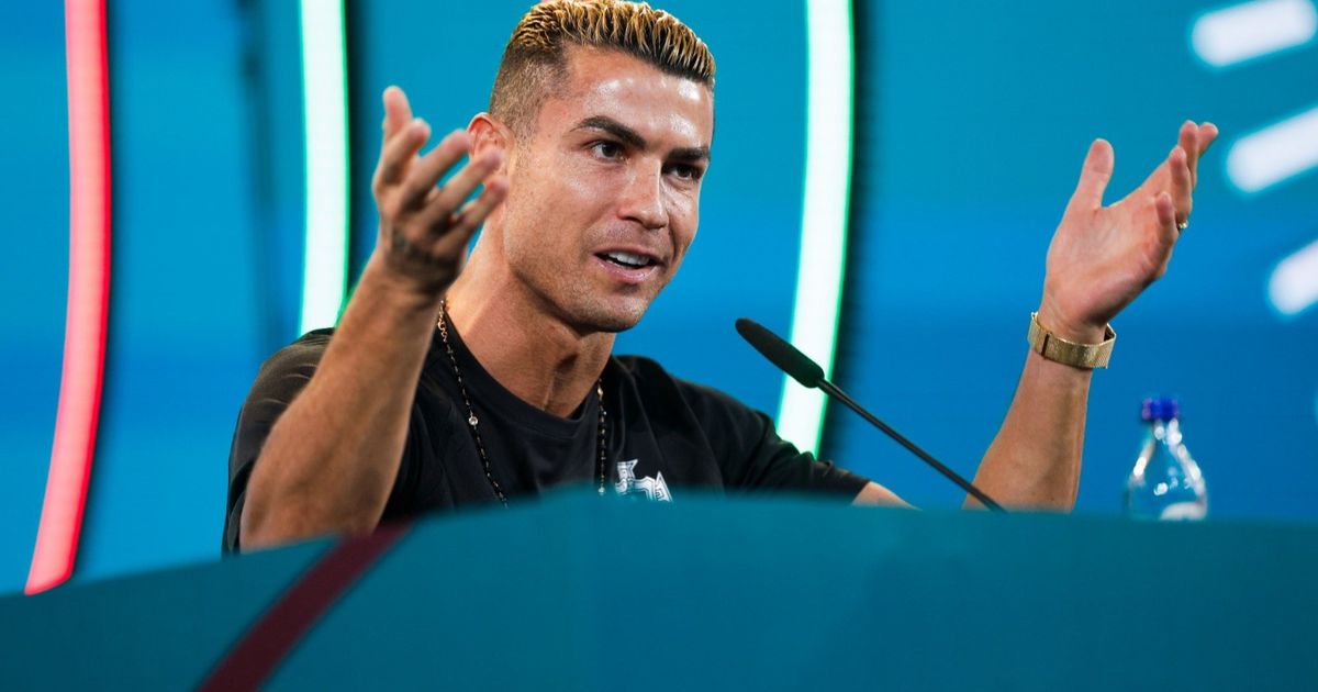 ماركا: رونالدو يغادر معسكر البرتغال وربما يعتزل دولياً