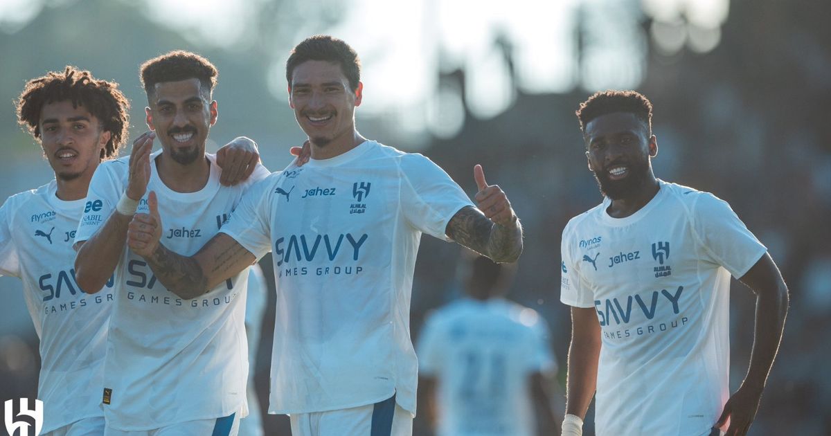 نونيز يضع بصمته الأولى مع الهلال بفوز ساحق على آراو السويسري